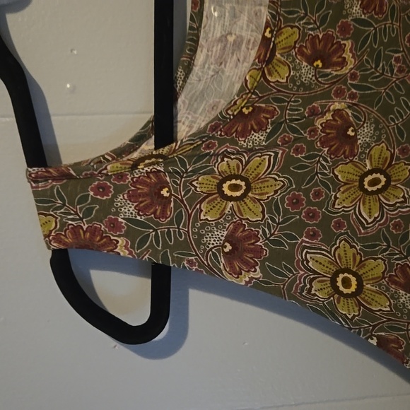 PLUS SIZE 24/7 Maurices tank top - Picture 3 of 4